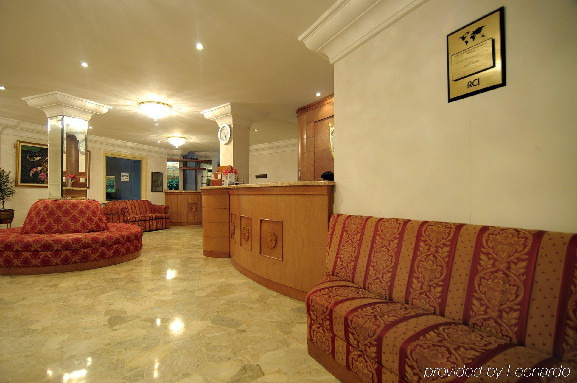 Club Bali Suites At Kota Bunga チパナス エクステリア 写真