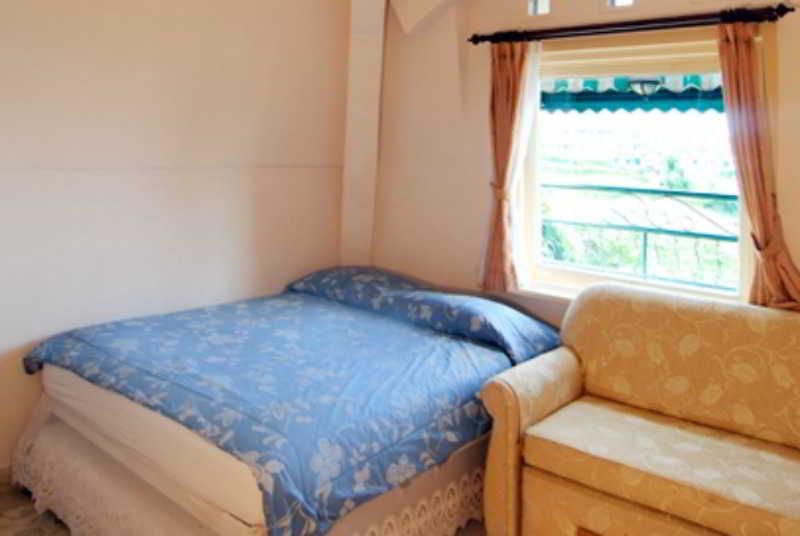 Club Bali Suites At Kota Bunga チパナス エクステリア 写真