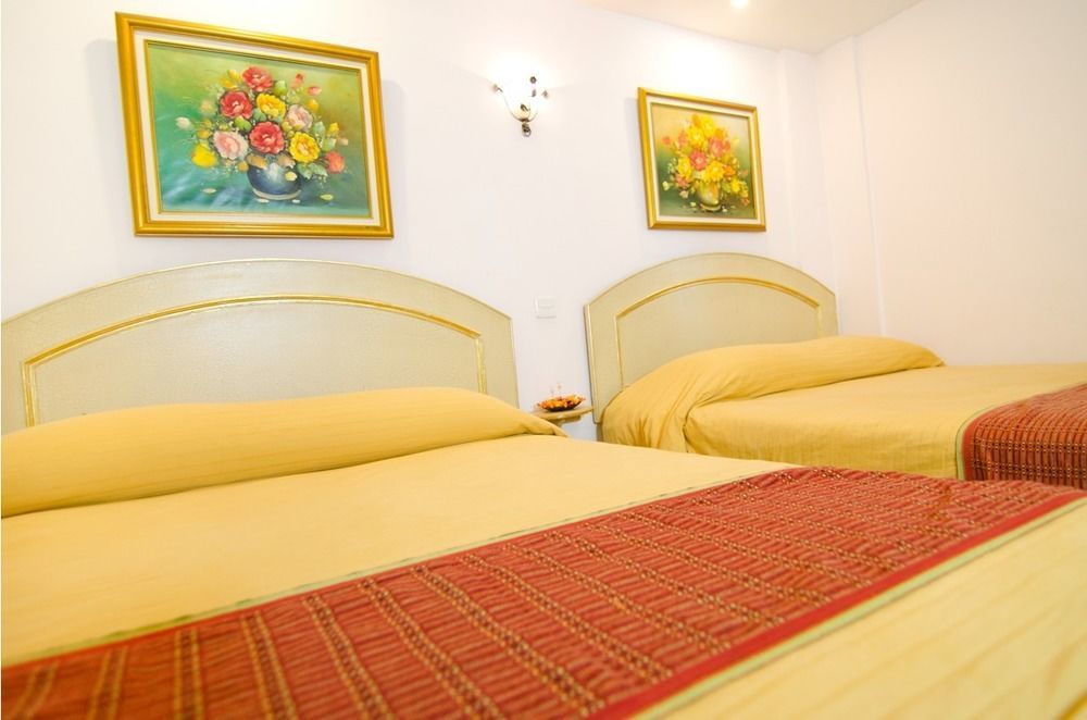 Club Bali Suites At Kota Bunga チパナス エクステリア 写真
